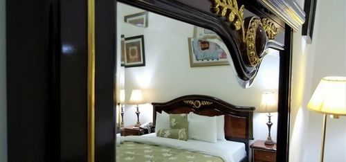 Embassy Suites Hotel Монровія Екстер'єр фото